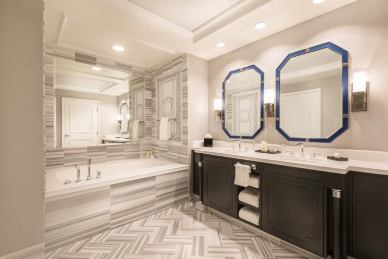 jacuzzi suite las vegas