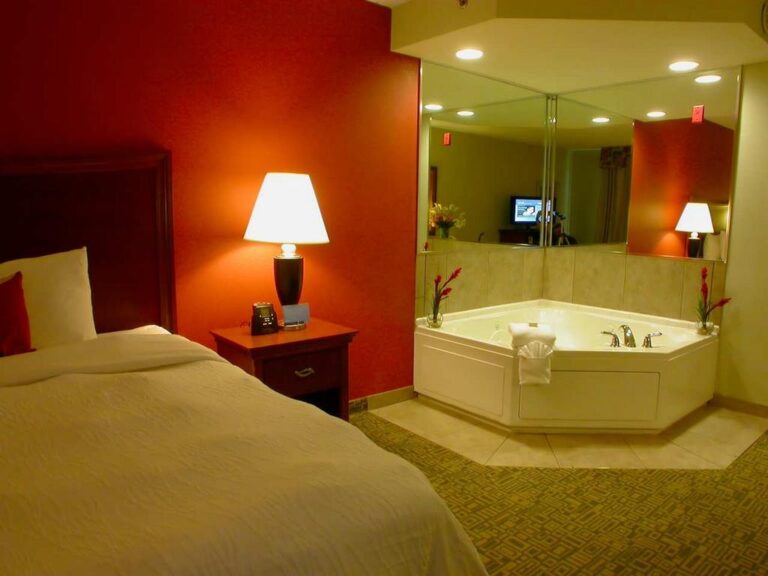 jacuzzi in room in nc