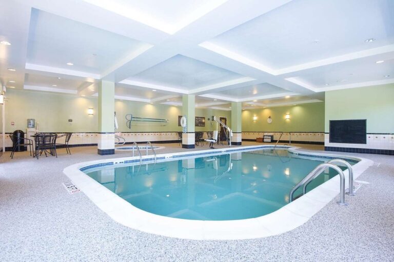 hotel pool in vermont