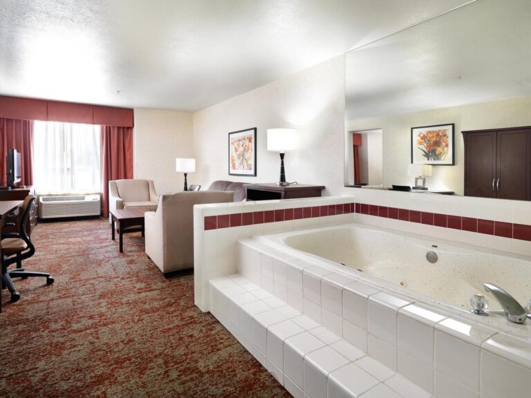 hotels with private hot tubs in utah
