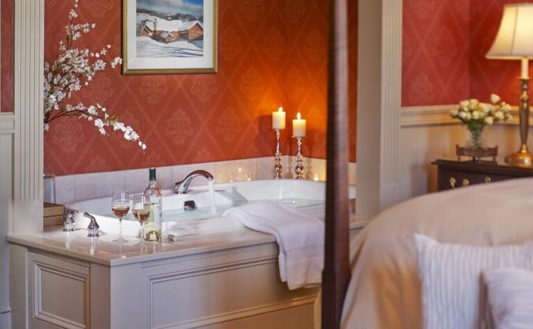 Vermont Hotels With Hot tub in Room - Romantic Getaways for Couples