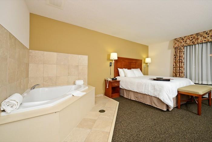 jacuzzi suite in indiana