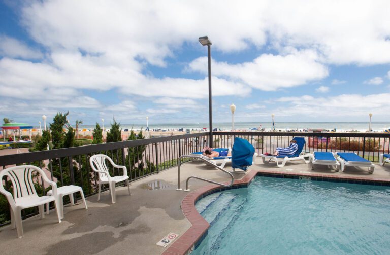 hotel pool in virginia beach