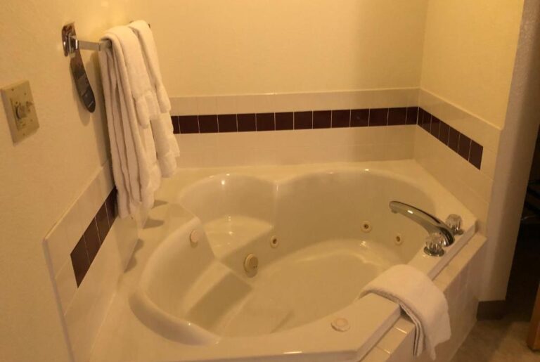 hot tub in room