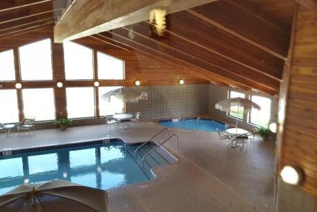 hot tub and pool in bozeman mt
