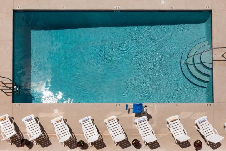 hotel pool florida