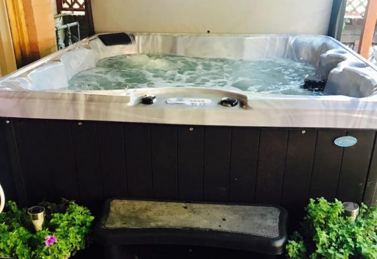 private hot tub in denver getaway