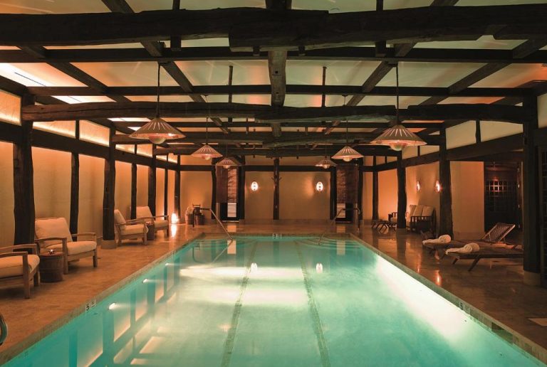 nyc hotels with indoor pool