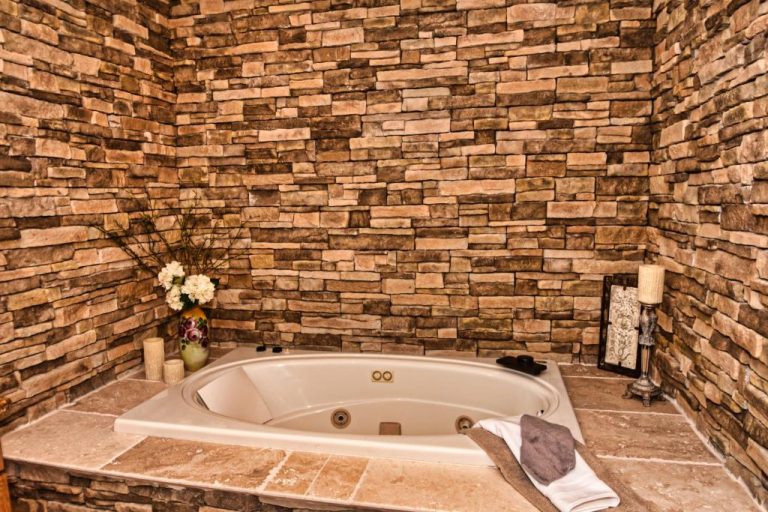 colorado hotels with jacuzzi in room