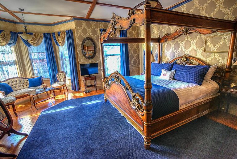 2022 ️ Hotels with HOT TUB in room in Connecticut. From 55 to 600 suite