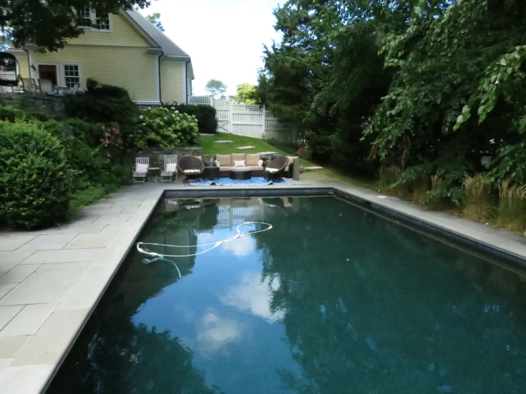 holiday home with private pool in boston