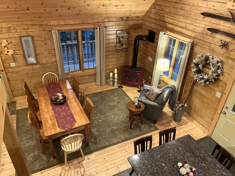cozy rental for couples in Maine