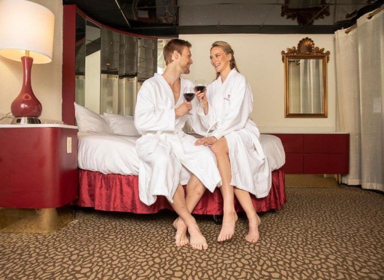 honeymoon hotel in Mount Pocono