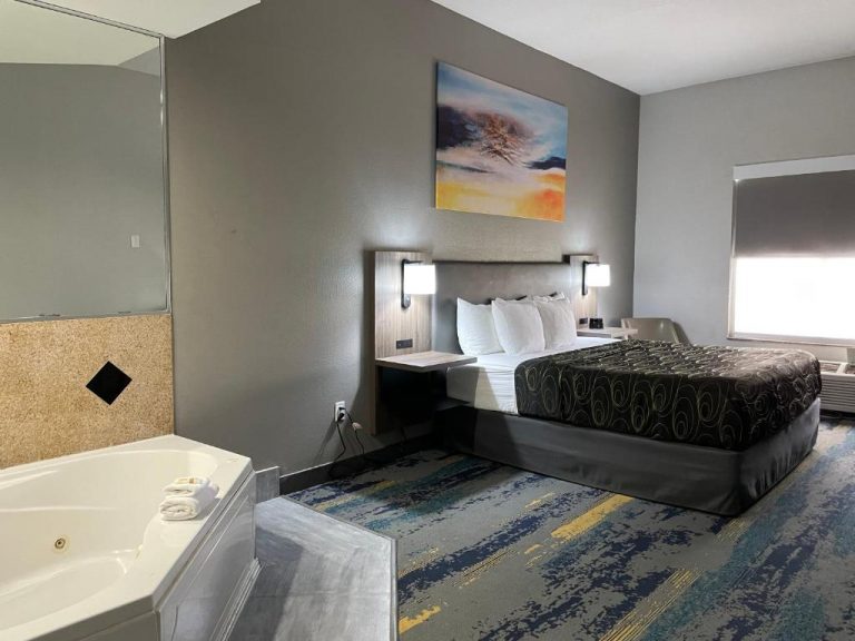 2023 ️Hotels with HOT TUBS IN ROOM in Tampa Jetted tub & Whirpool