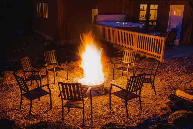 romantic rentals in Ohio with Jacuzzi® tub 2