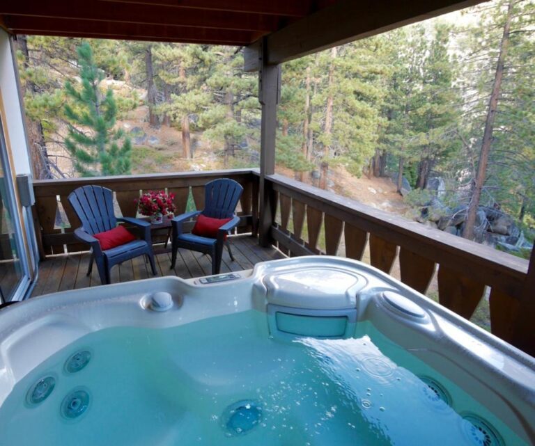 Mountain House with Hot Tub and Sauna hot tub
