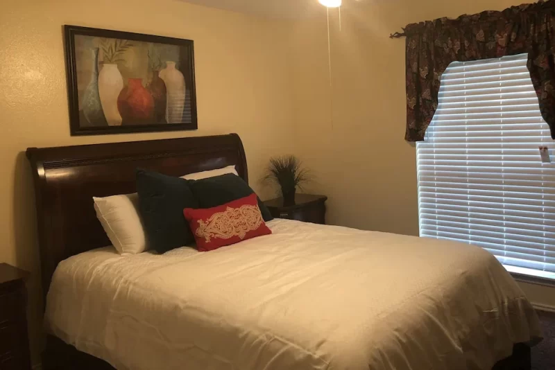 cozy rental in San Antonio for couples 2