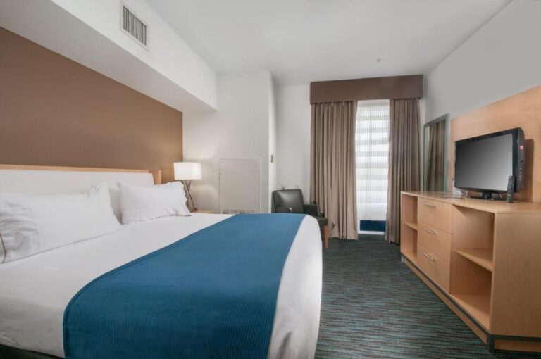 hotel for couples in San Antonio