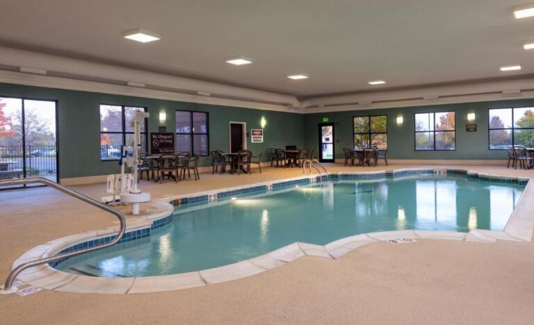 hotels in Indiana for couples 2