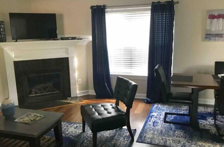 rental for couples with hot tub in Virginia Beach