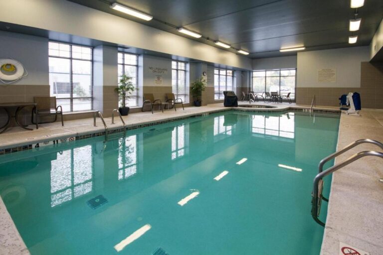 buffalo hotel with indoor pool
