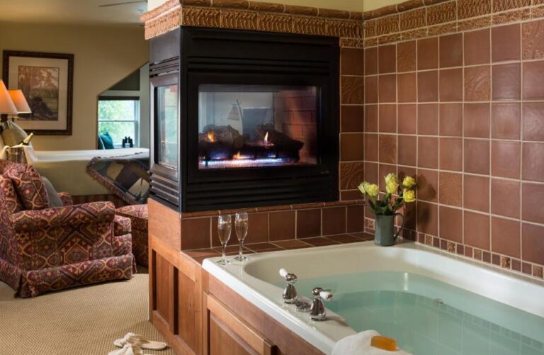 hotels with hot tub in room Maryland