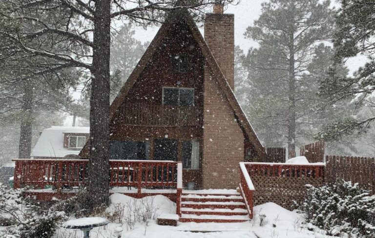 rental in Flagstaff with hot tub 2