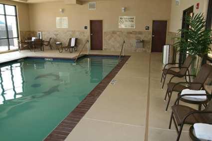 romantic hotels with hot tub in room Oklahoma 3