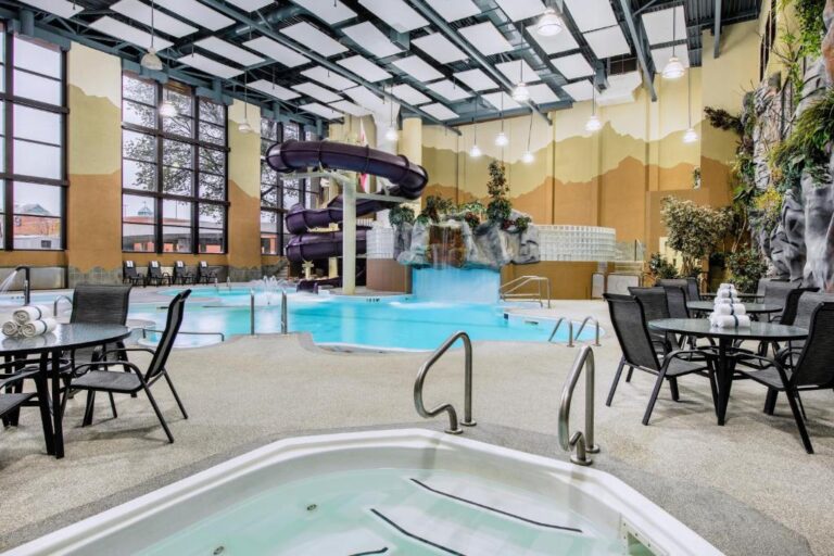 romantic hotels in Winnipeg with hot tub
