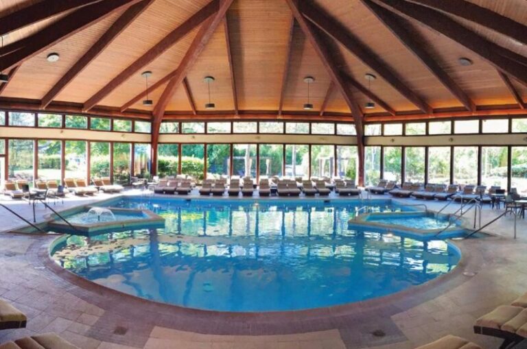 the abbey resort indoor pool