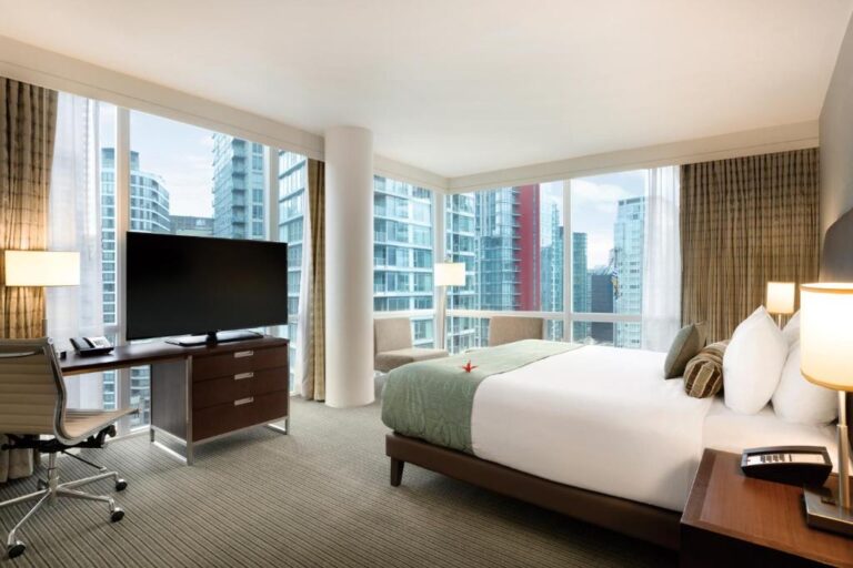 Coast Coal Harbour Vancouver Hotel by APA1