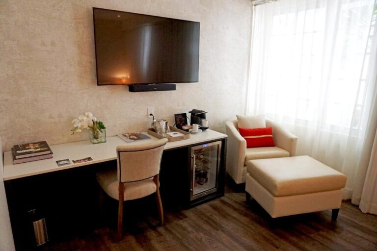 The Marlin Hotel2