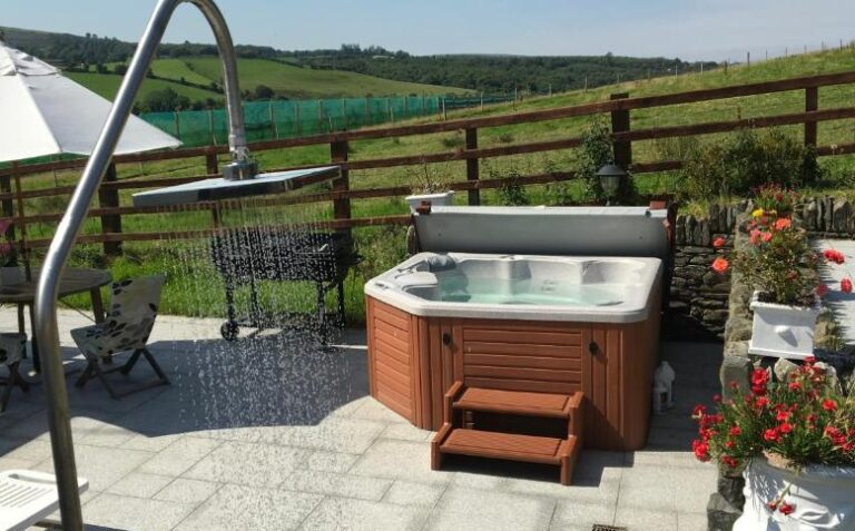 accommodation in Northeren Ireland with Jacuzzi tub