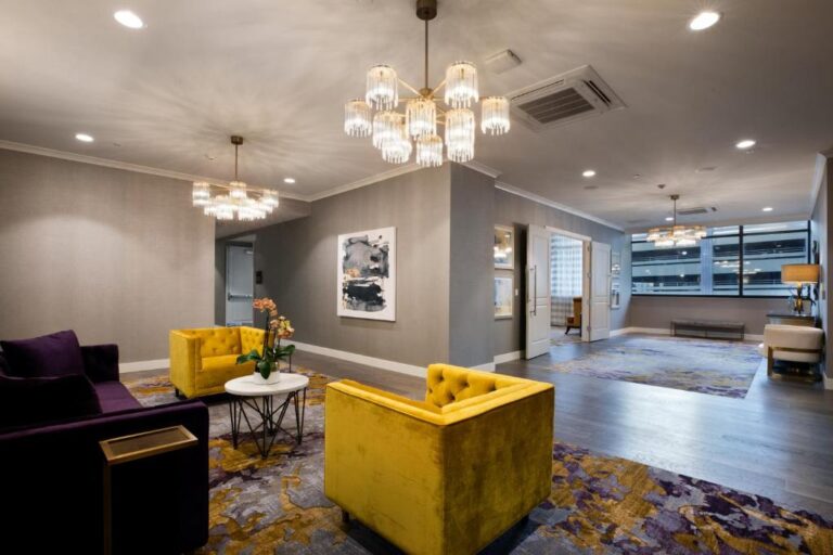 Ambassador Hotel Kansas City, Autograph Collection