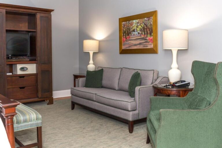 East Bay Inn, Historic Inns of Savannah Collection2
