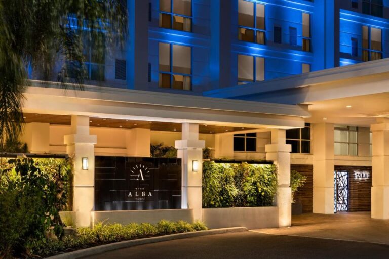 Hotel Alba Tampa2