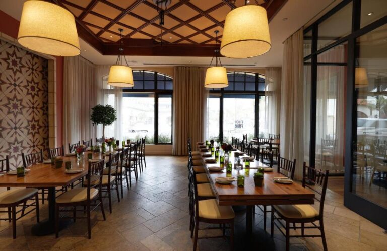Luxury Hotels in Santa Barbara 4