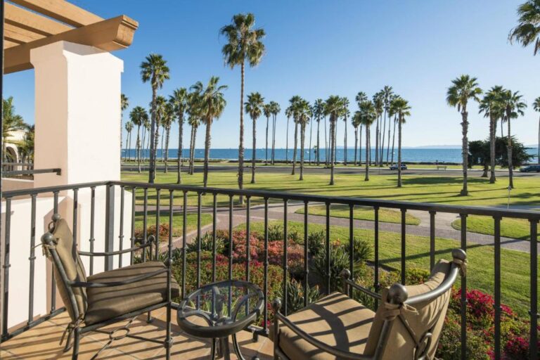 Luxury Hotels in Santa Barbara 4