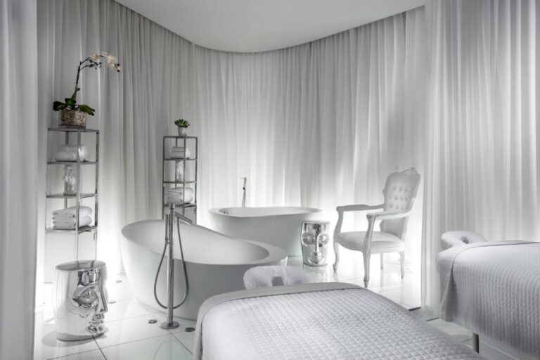 Luxury hotels with spa on-site in Los Angeles 2