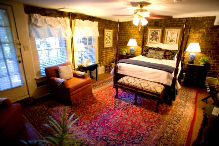 Savannah Bed & Breakfast Inn3