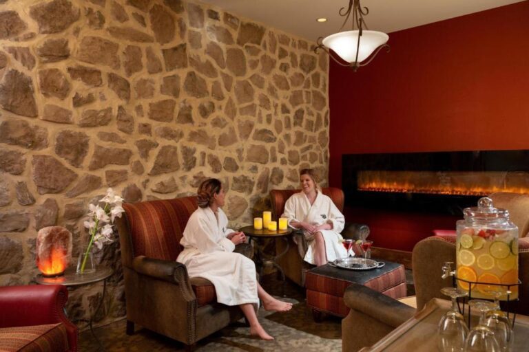 hotels in Pennsylvania with spa and wellness center 1