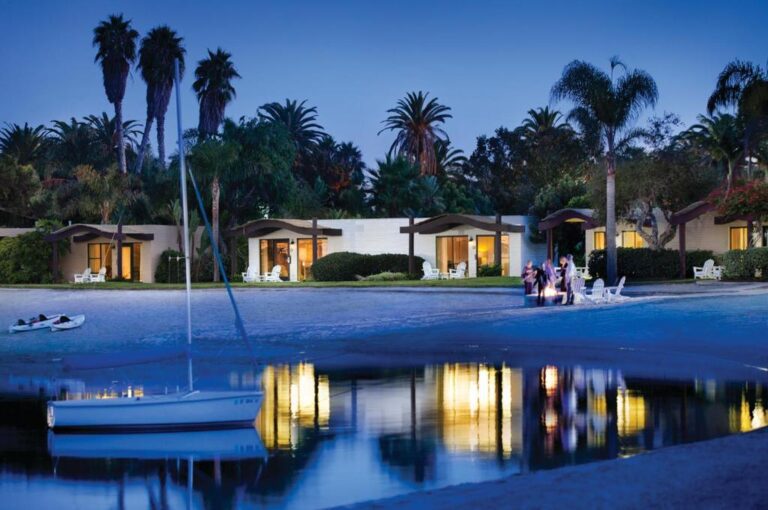 hotels in San Diego with honeymoon suite