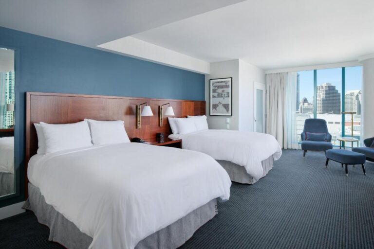 hotels in San Francisco with honeymoon suite 3