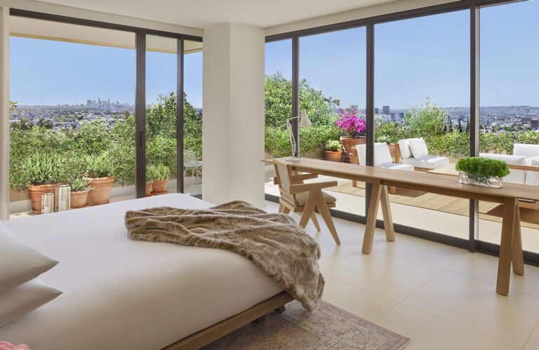 hotels with on-site spa on Los Angeles