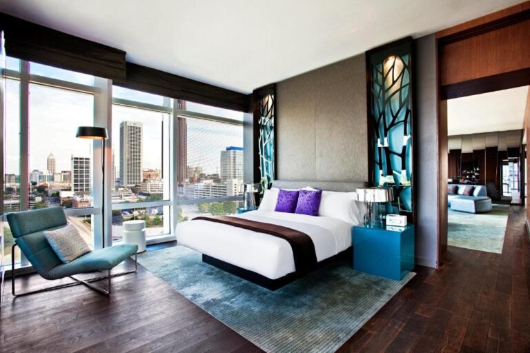 luxury hotels in Atlanta with honeymoon suite 2