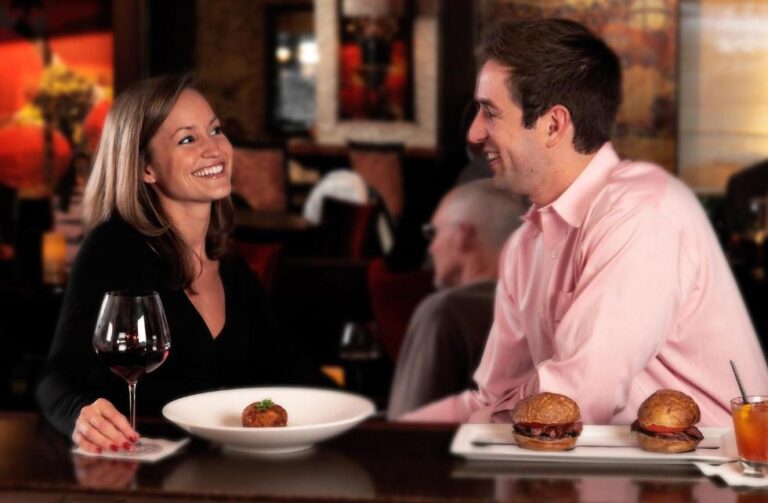 romantic hotels in Kansas City with fancy restaurant 4