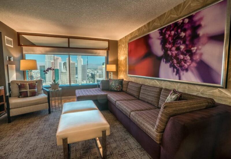 romantic hotels in Las Vegas with honeymoon suite 3