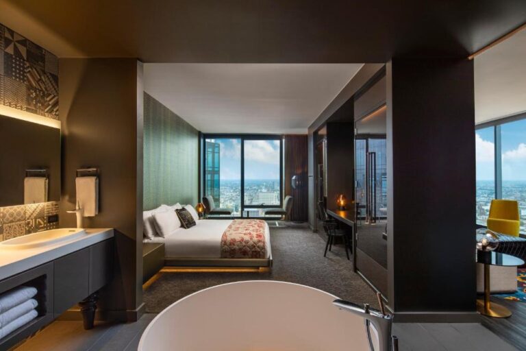 romantic hotels with honeymoon suites Philadelphia 3