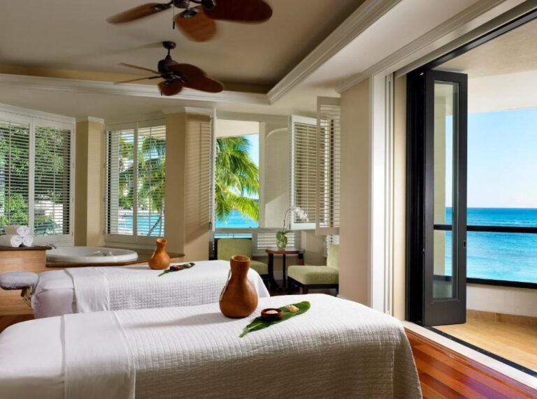 Luxury Hotels in Hawaii 3