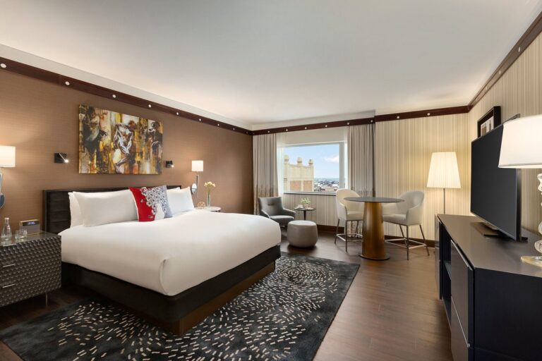Luxury Hotels in Philadelphia 1